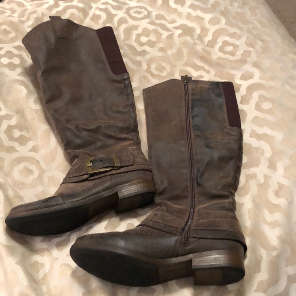 Brown tall boots